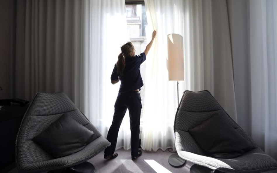 Szczepienie pracowników nie poprawi frekwencji - uważają hotelarze