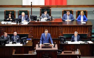 Sejm: Premier nie ogłosi nowych obostrzeń