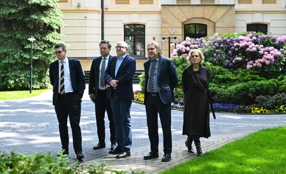 Sędziowie TK, od lewej: Krystian Markiewicz, Maciej Taborowski, Marcin Dziurda, Dariusz Szostek i Ma