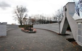 Cmentarz Komunalny Północny to największa nekropolia w Warszawie