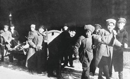 Magnitogorsk, kopalnie czy uralskie huty funkcjonowały także dzięki przymusowej pracy sowieckiej mło