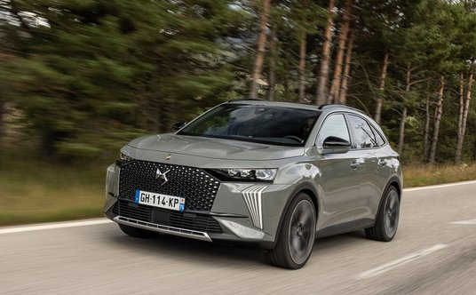 Flagowy SUV DS 7 został zmodyfikowany w poprzednim roku