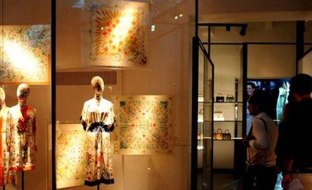 Eksponaty w muzeum Gucci