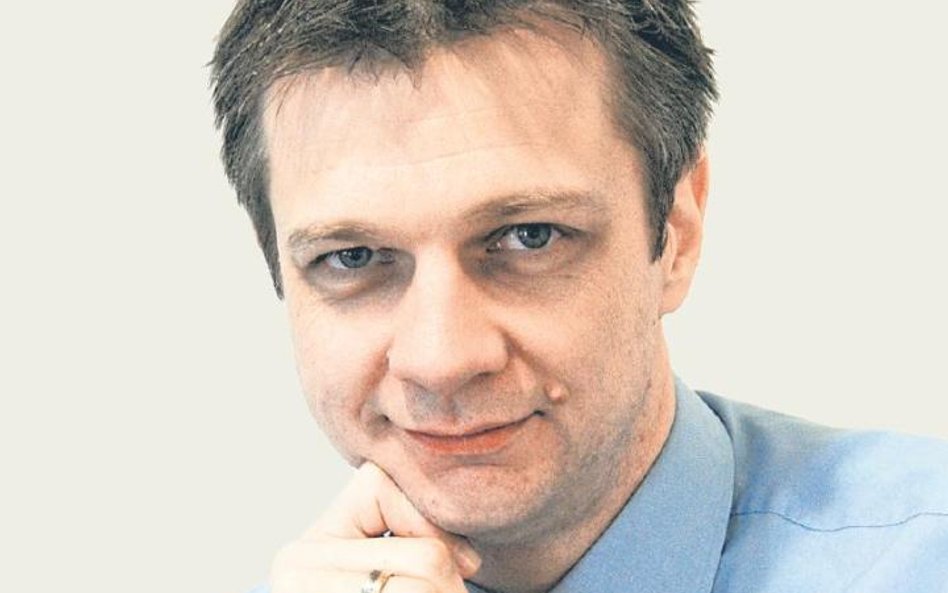 Kamil Jaros, analityk, Efix DM