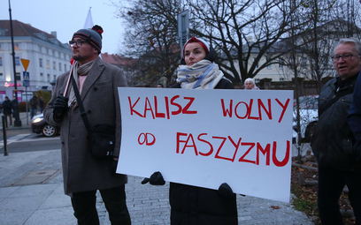 Listopadowa manifestacja pod hasłem „Kalisz wolny od faszyzmu”, w odpowiedzi na marsz środowisk nacj
