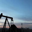 OPEC będzie musiał nadal ciąć wydobycie ropy