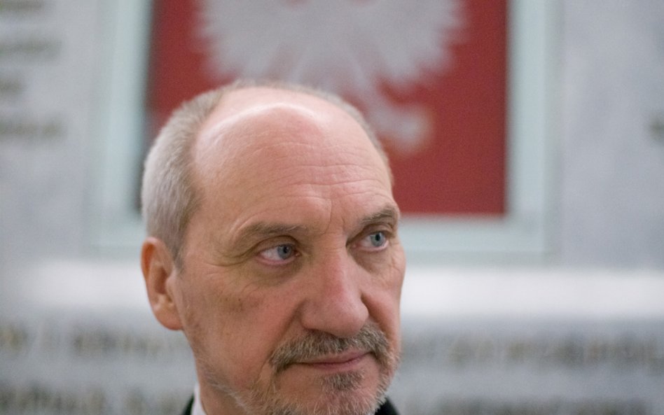 Antoni Macierewicz: PO jest przerażona swoimi kłamstwami