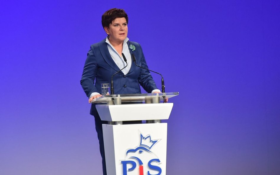 Premier Beata Szydło: do końca roku decyzja rządu ws. jednolitego podatku