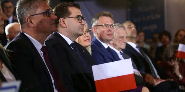 Pęknięcie PiS w Małopolsce. Władze partii liczą się z utratą województwa