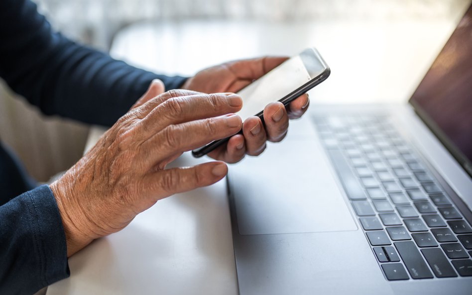 Bank kazał mu płacić za oszustów. Prawomocny wyrok ws. kredytu na „klik”