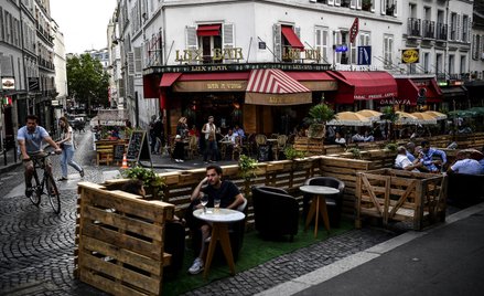 Francuzi otwierają restauracje. Pracownicy pilnie poszukiwani