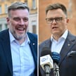 Adrian Zandberg (Partia Razem) i Szymon Hołownia (Polska 2050, Trzecia Droga)