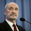 Antoni Macierewicz: Ta okładka to nakręcanie nienawiści. Wytaczam proces Lisowi