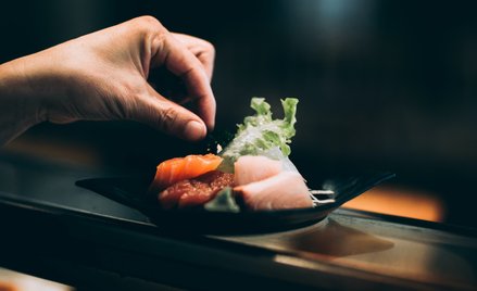 Szefowa kuchni z restauracji Nobu: jedzcie sushi palcami