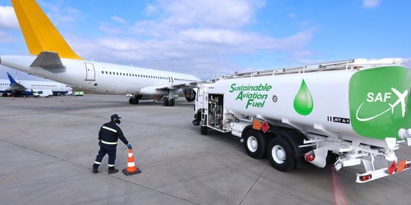 Despite higher fuel prices, most airlines stay  financially stable