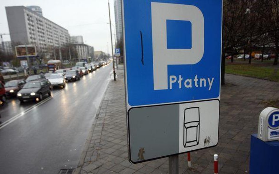 Parkometr nie zarobi na parkujących na dziko - wyrok NSA