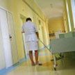 Szpital nie może zmuszać pacjentów do sprzątania i pobierać opłat za zaświadczenia