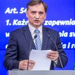 Prokurator Generalny Zbigniew Ziobro podczas konferencji ws. umorzenia postępowania dotyczącego atak