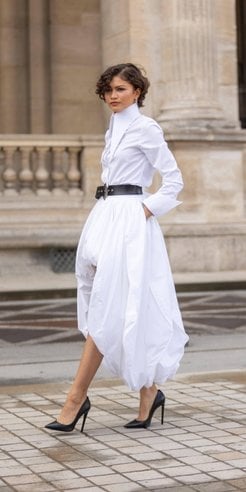 Stylistą Zendayi jest Law Roach. Tworzą partnerski duet artystyczny, który traktuje modę jak formę p