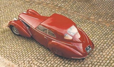 Ten wóz – gdyby miał uczucia – byłby narcyzem.