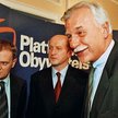 Założyciele Platformy Obywatelskiej w pierwszą rocznicę jej powołania: Donald Tusk, Maciej Płażyński