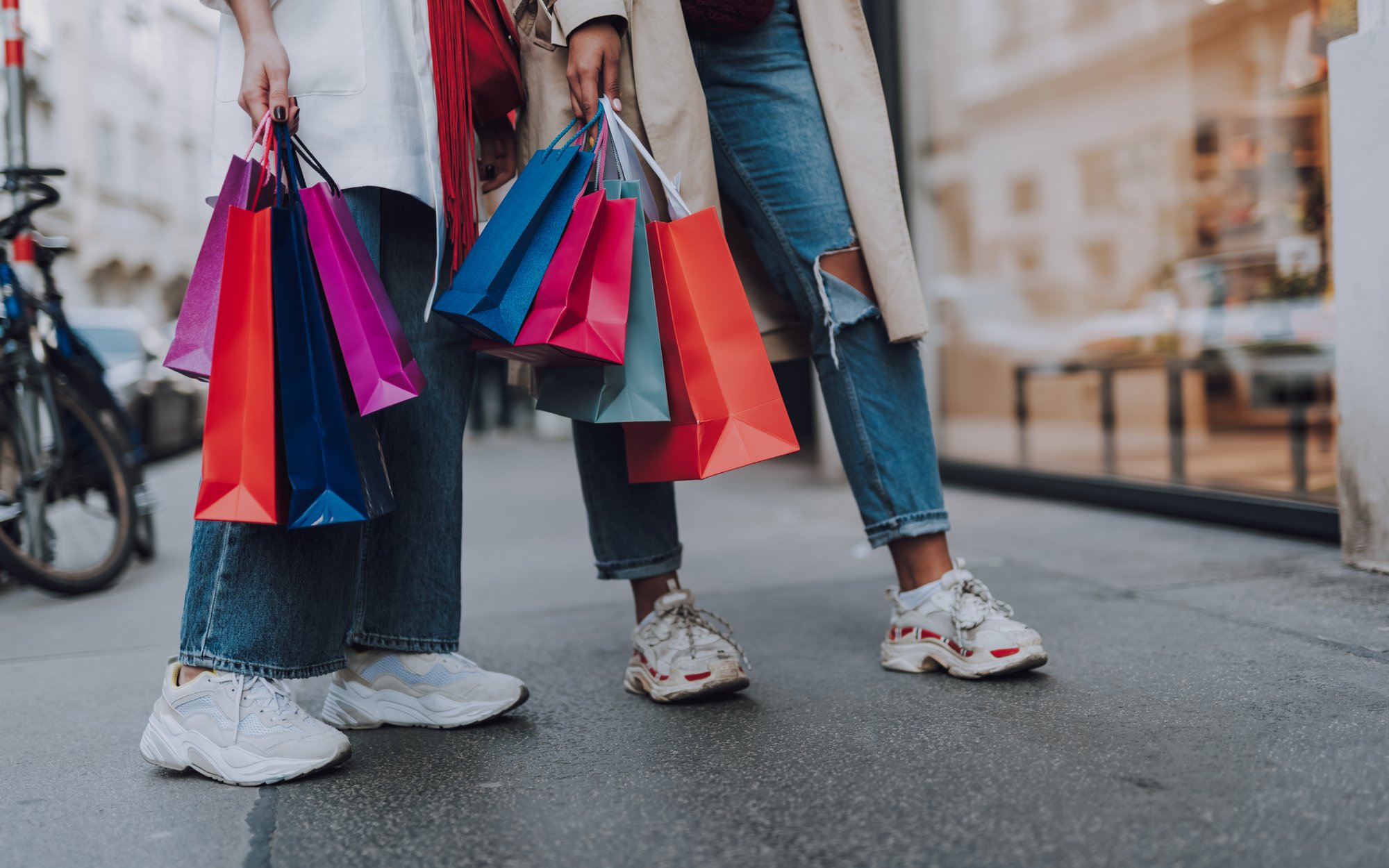 Zakupy bez smartfona i portfela. Wystarczą AI i okulary. To rewolucja w e-commerce