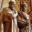 Mieszko i Bolesław – mistrz i uczeń wojskowego rzemiosła oraz politycznych intryg. Rzeźba w poznańsk