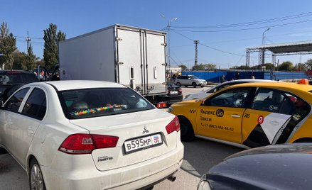 Krym pozostał bez benzyny. W Rosji limity: po 10-20 litrów na jednego kierowcę