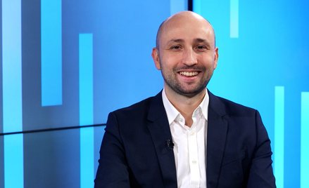 Gościem Przemysława Tychmanowicza w Parkiet TV był Piotr Dmuchowski, wiceprezes TFI PZU. Fot. mat. p