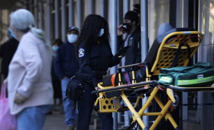 Amerykanie coraz częściej wychodzą z domów