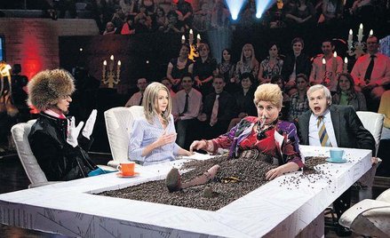 Parodia Danuty Hojarskiej w programie Szymon Majewski Show