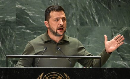 Ołeksij Arestowycz: Wołodymyr Zełenski z Napoleona przekształca się w małego Putina