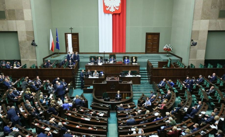 Absurdy wydatków publicznych za rok 2015