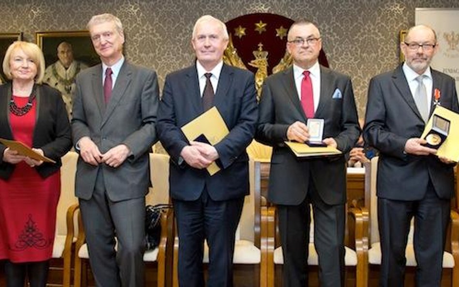 Laureaci: prof. Henryk Skarżyński, red. Jadwiga Kamińska, prof. Michał Kleiber, prof. Jan Lubiński, 