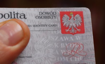 PESEL Kaczyńskiego: Sala sądowa nie jest od szykanowania