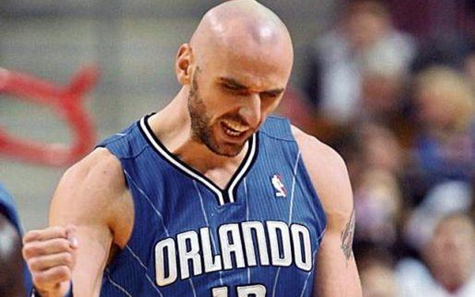 Marcin Gortat przechodzi z Orlando Magic do Phoenix Suns