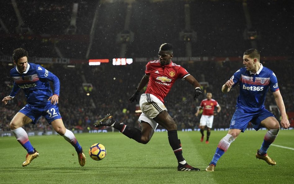Manchester United zmniejszył stratę do "Obywateli"