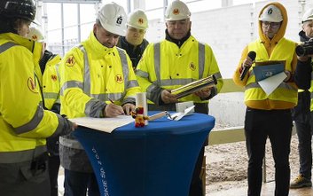 Petycja mieszkańców o rozbudowie metra do Ursusa trafi do władz Warszawy w grudniu