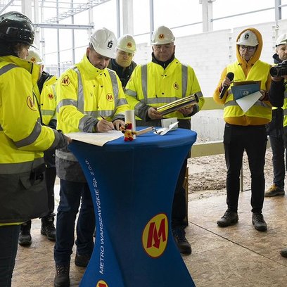 Petycja mieszkańców o rozbudowie metra do Ursusa trafi do władz Warszawy w grudniu