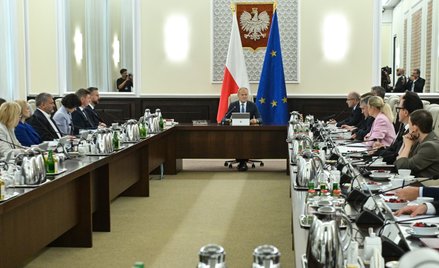 Afera Zondacrypto. Rząd szykuje nową ustawę, PiS tłumaczy się z decyzji Nawrockiego