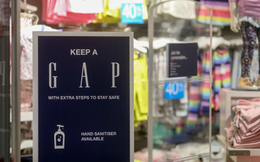 GAP zamyka mnóstwo sklepów w Europie. Duże straty przez pandemię