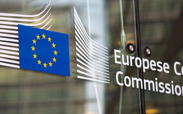 Komisja Europejska wszczęła szczegółowe postępowanie wyjaśniające w sprawie polskiego podatku od spr