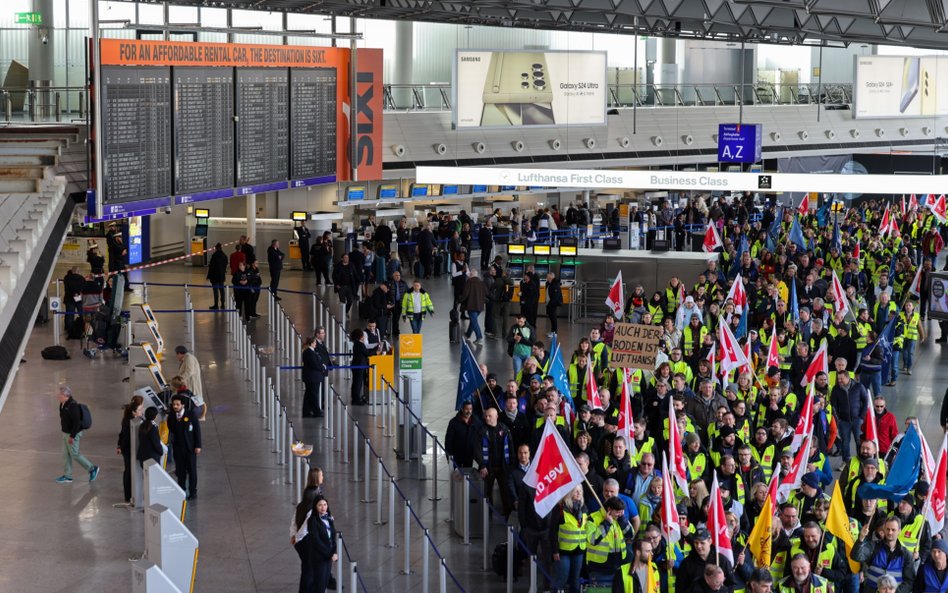 Prezes Lufthansy ma sposób na strajkujących. Zapłacą za protesty