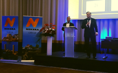 Maciej Nykiel dziękował podczas gali agentom turystycznym za dobrą sprzedaż w tym roku
