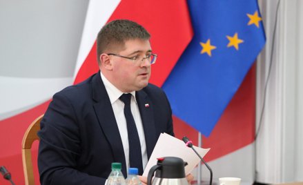 Przestrzegałem, że w wyniku reformy Zbigniewa Ziobry czeka nas kompletny chaos – twierdzi Tomasz Rzy