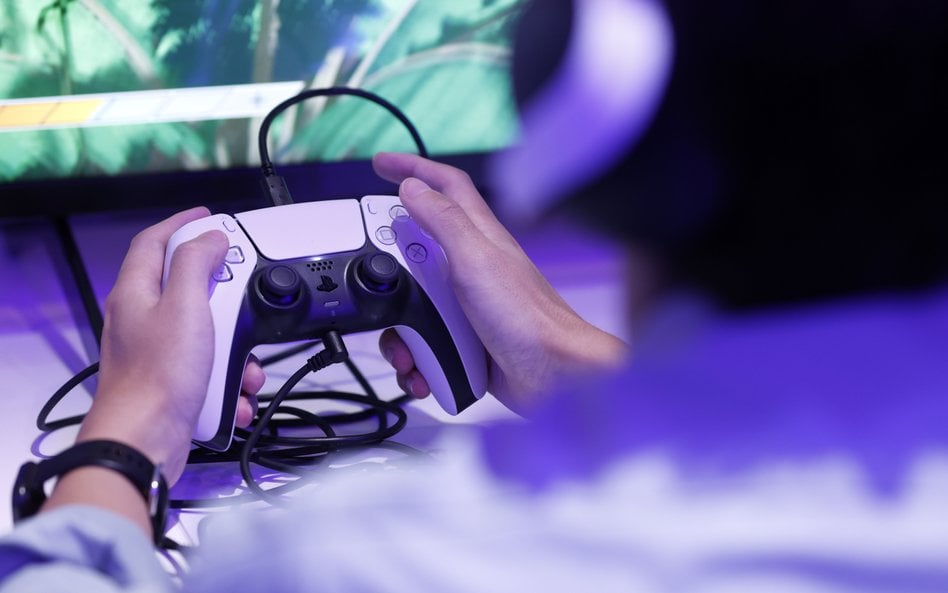 PlayStation w wersji pro kończy dwa lata w listopadzie, ale w obliczu premiery znanej produkcji grac
