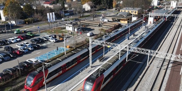 Pociągiem z Warszawy do Lublina w półtorej godziny. Umowa na cztery tory linii otwockiej podpisana