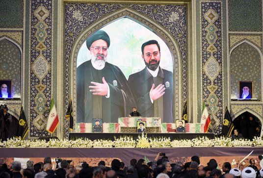 Pogrzeb prezydenta Iranu Ebrahima Raisiego w mieście Meszhed