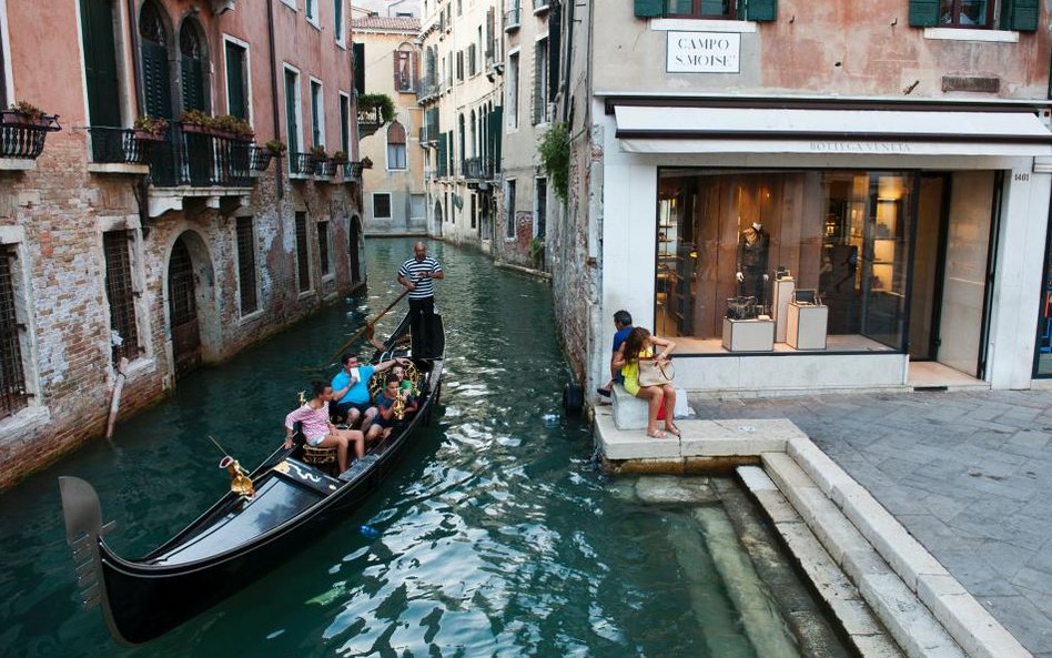 Wenecjanie mają dość tłumów turystów