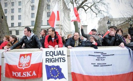 Polacy na Wyspach nie tylko pracują, ale i walczą o równe prawa. Na zdjęciu protest przeciwko dyskry